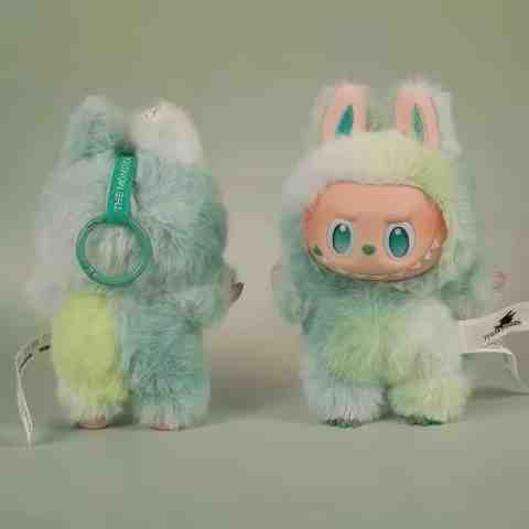 MASKOTKA LALKA LALECZKA BRELOK FIGURKA PLUSZAK NIESPODZIANKA LA-BUBU